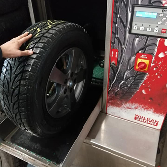 Čistenie pneumatík v automatickej umývačke